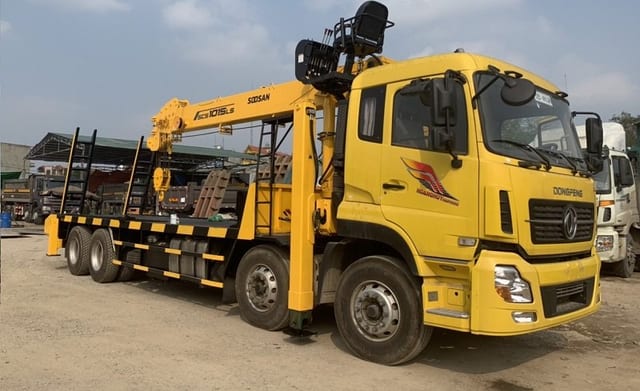 Xe cẩu / xe nâng